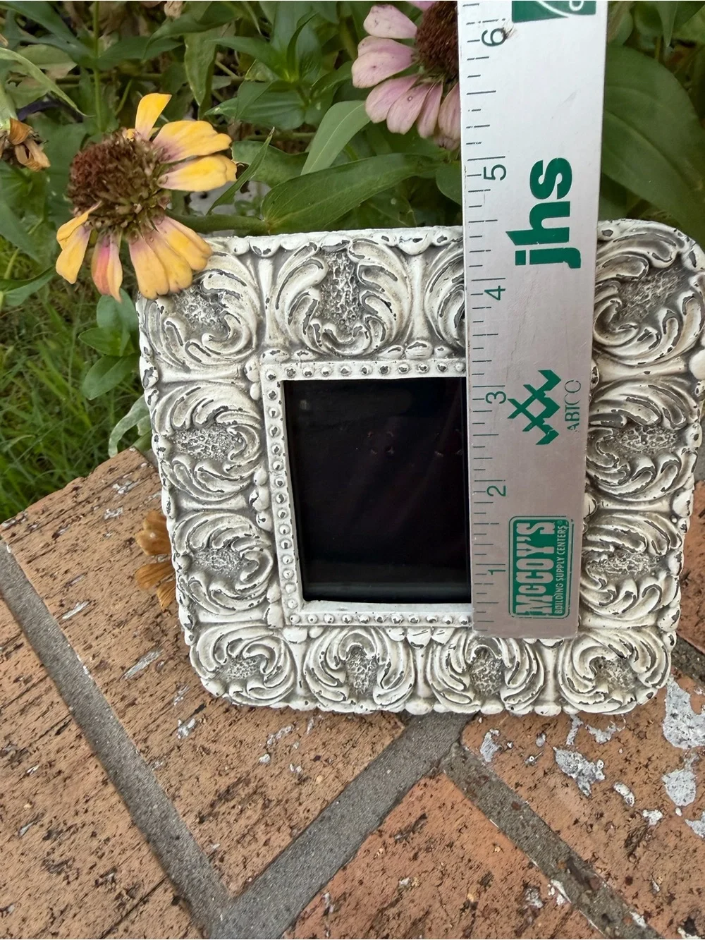 Vintage, Baroque Style Ornate Resin White Decorative 3X3” Picture Frame Heavy